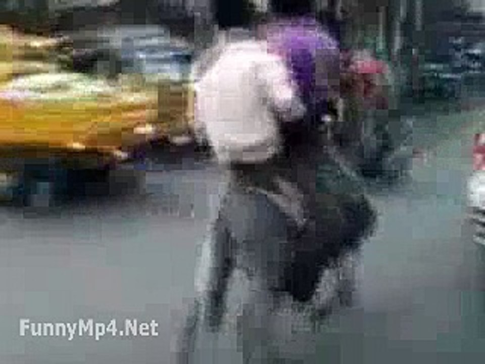 Gadhe Pe Sawari - Very Funny(funnymp4.net)