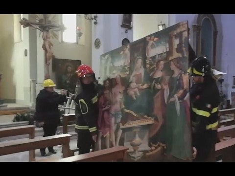 Porchia di Rotella (AP) - Terremoto, recupero opere in chiesa Santa Lucia (09.02.17)