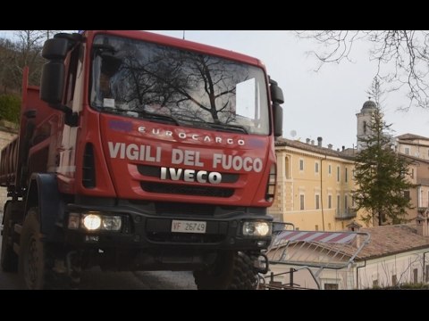 Abeto di Preci (PG) - Terremoto, lavori campanile chiesa San Martino (07.02.17)