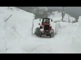 Ascoli Piceno - Terremoto, Vigili del fuoco aprono strada tra la neve (19.01.17)
