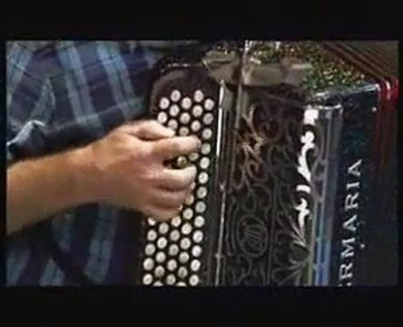 Bagad Kemper feat. Susana Seivane - Jota Chaconeada