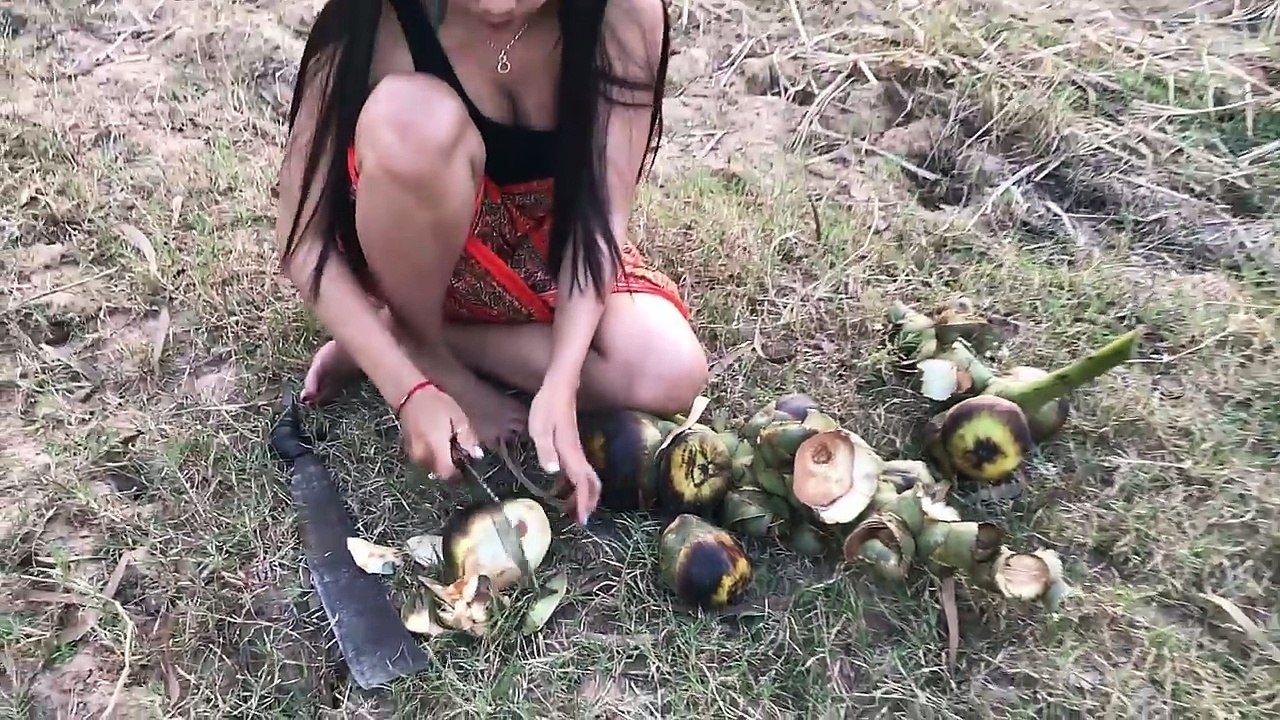 village food factory - how to cutting palm fruit   Asian food