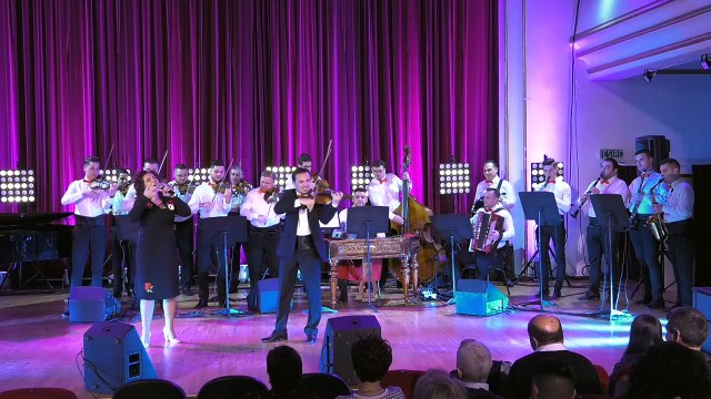 Antonela Ferche Butiu &Orchestra Rapsodia Bihoreana ,dir. Liviu Butiu -Astazi e ziua ta& Iubesc femeia..