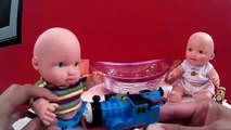 Twin Baby Dolls Fun Playing Thomas & Friends The Tank Engine Toys Baby Doll Bath Time & Learn Colors