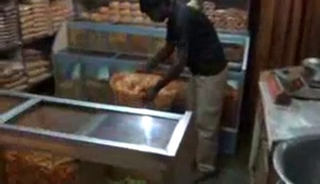 Indian Street Food / Banana Chips making Easily