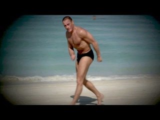 I Am Van Damme : AWARE et Contre TOUS (Documentaire)