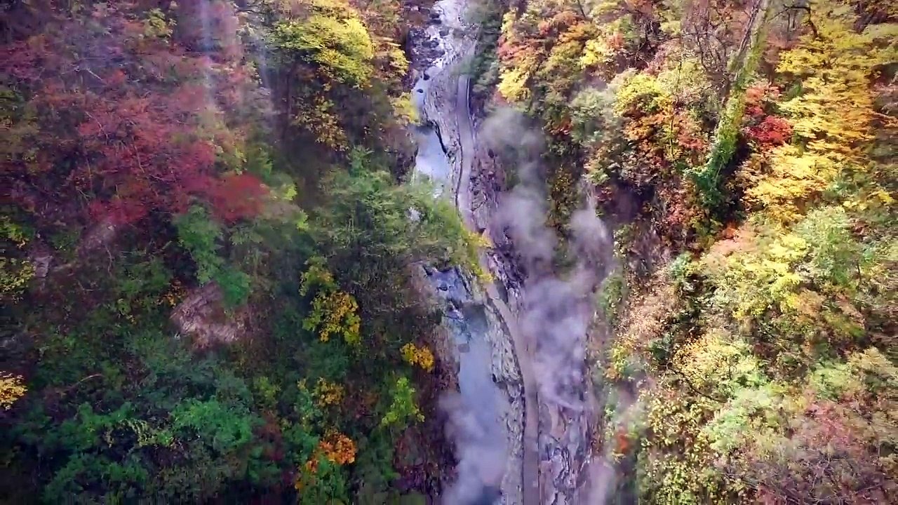 Natural Beauty AKITA -奥小安峡大湯温泉・泥湯温泉