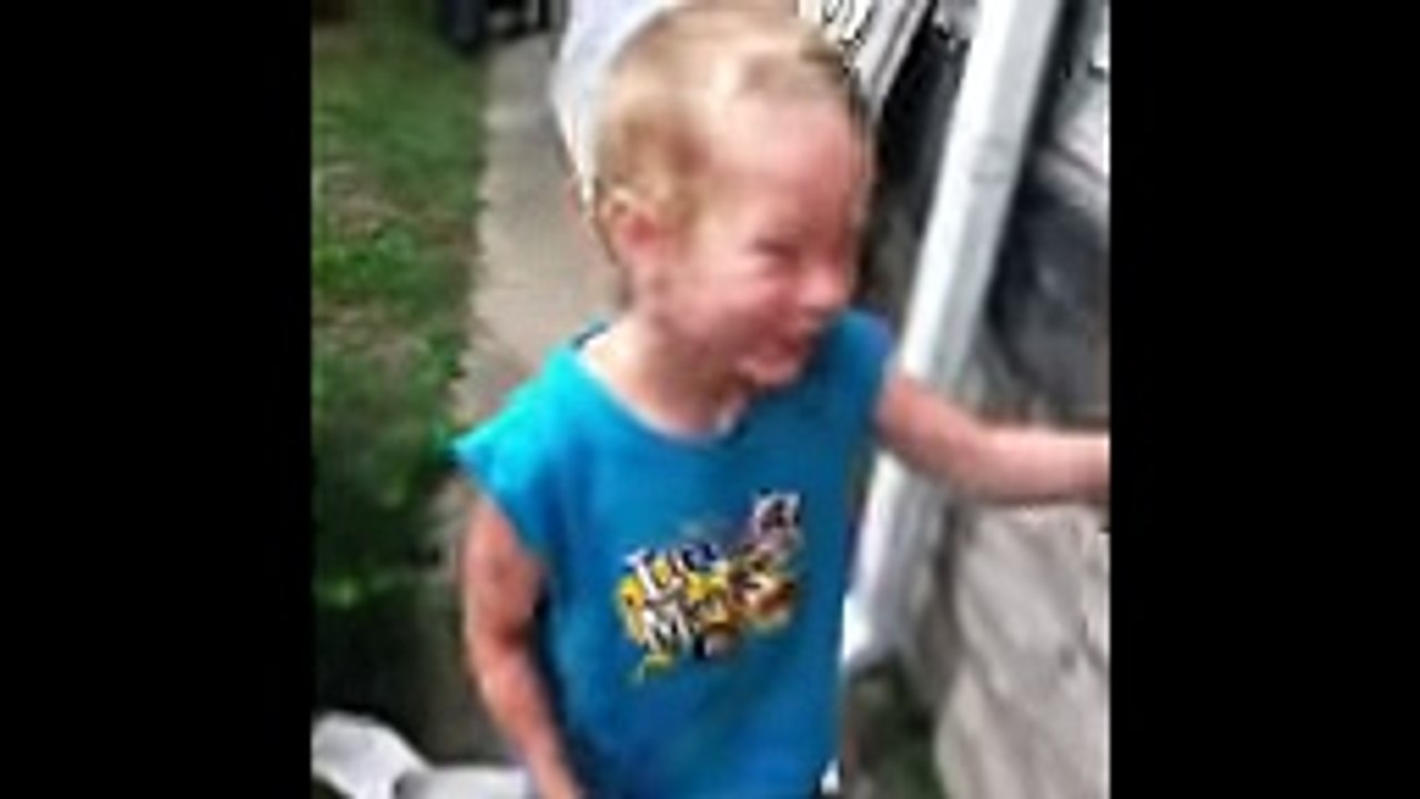 TRY NOT TO LAUGH OR GIGGLE-FUNNY VIDEO