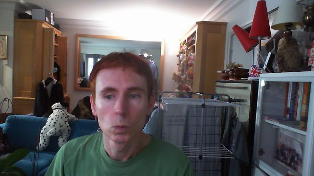 Wiwi égratigne la mémoire et la mer de Léo Ferré