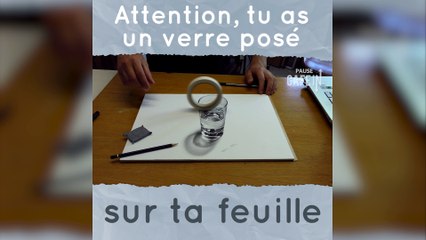 Un verre dessiné en 3D qui sort de la feuille