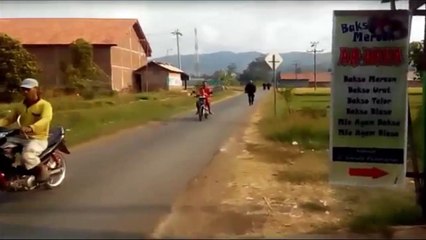 TNI Jalan Kaki