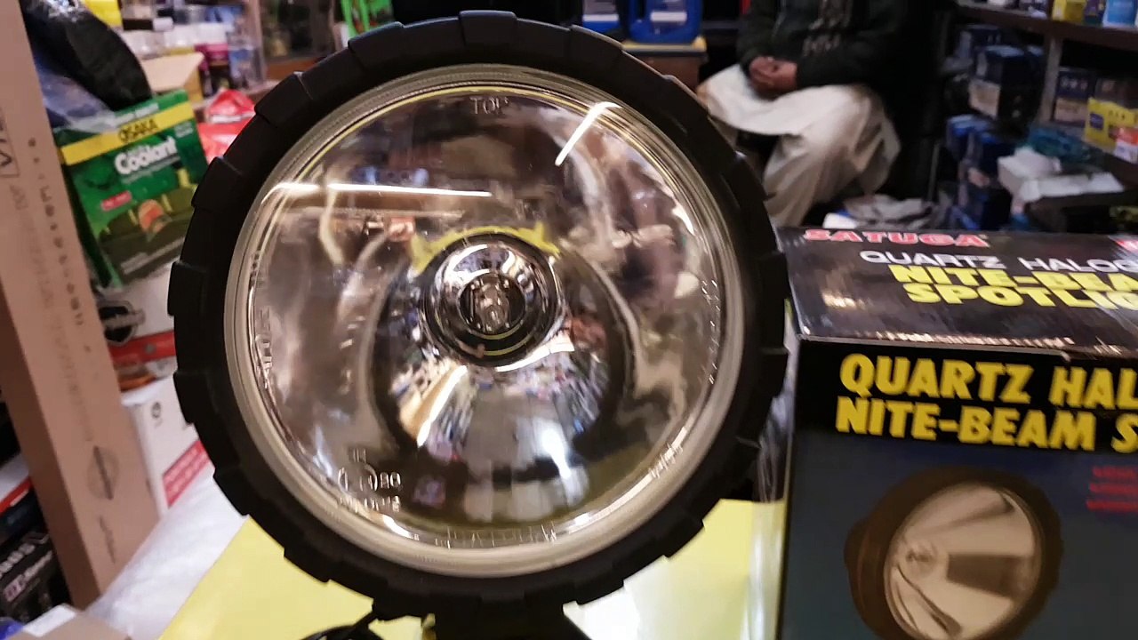 HUNTING LIGHT HALOGEN