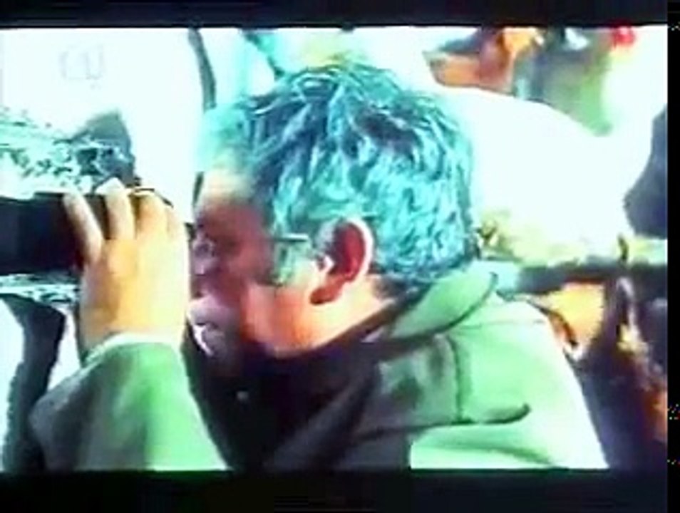 Paolo Villaggio in terza fila - PRIMO TEMPO