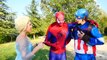 Америка и атака капитан Эльза замороженные Веселая пагубный человек-паук супергерой вес вес вес в мир