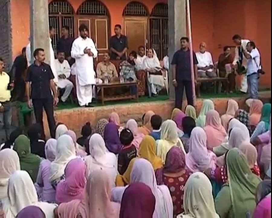Mehbooba Mufti on Pakistan Firing at LOC Villages in Kashmir
