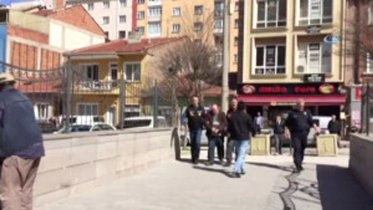 Sahte İçki Satarak İki Kişinin Ölümüne Sebep Olduğu İddia Edilen Şahıs Adliyeye Sevk Edildi