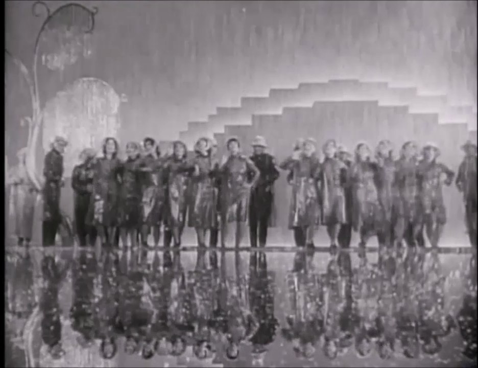 Los precedentes de "Cantando bajo la lluvia": "The Hollywood Revue of 1929" ("Singing in the Rain" preced)