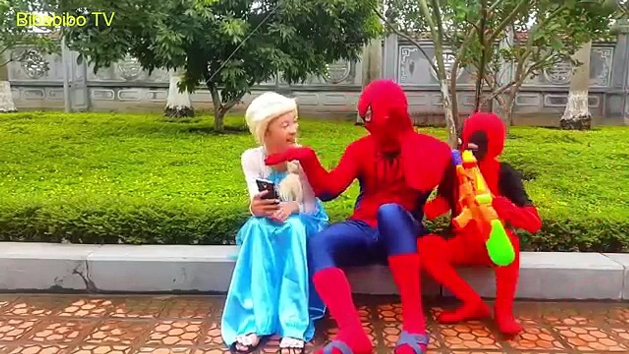 Joker y El hombre enmascarado Secuestrado blanco de la Nieve, Las Arañas Disparar Veneno para Rescatar a Elsa ➤ Kubin y L