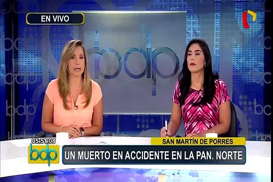 SJL: camión queda atrapado en forado en plena av. Próceres