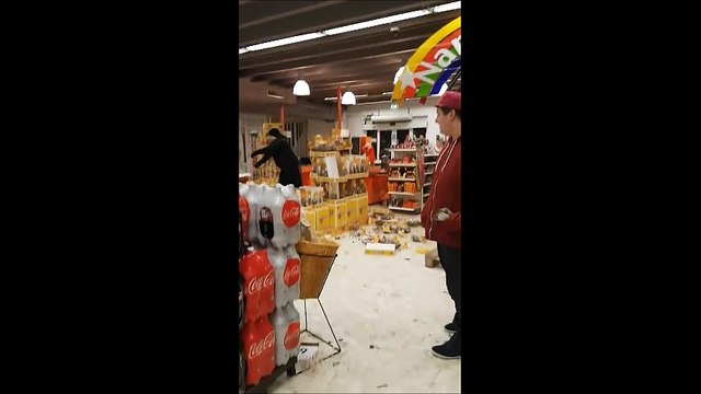 Un mec pète un plomb et détruit des centaines d’œufs de Pâques