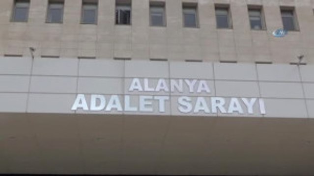 2 Kız Öğrencisine Cinsel İstismarda Bulunan Öğretmene 31 Yıl 3 Ay Hapis