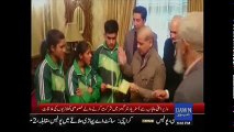CM Punjab distribute cheques among Special Athletes DAWN News 10-03-2017