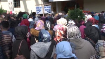 Eyüp Sultan Türbesi Ygs Öncesi Doldu Taştı