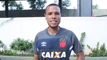 Luis Fabiano convoca torcida do Vasco para sua estreia no domingo