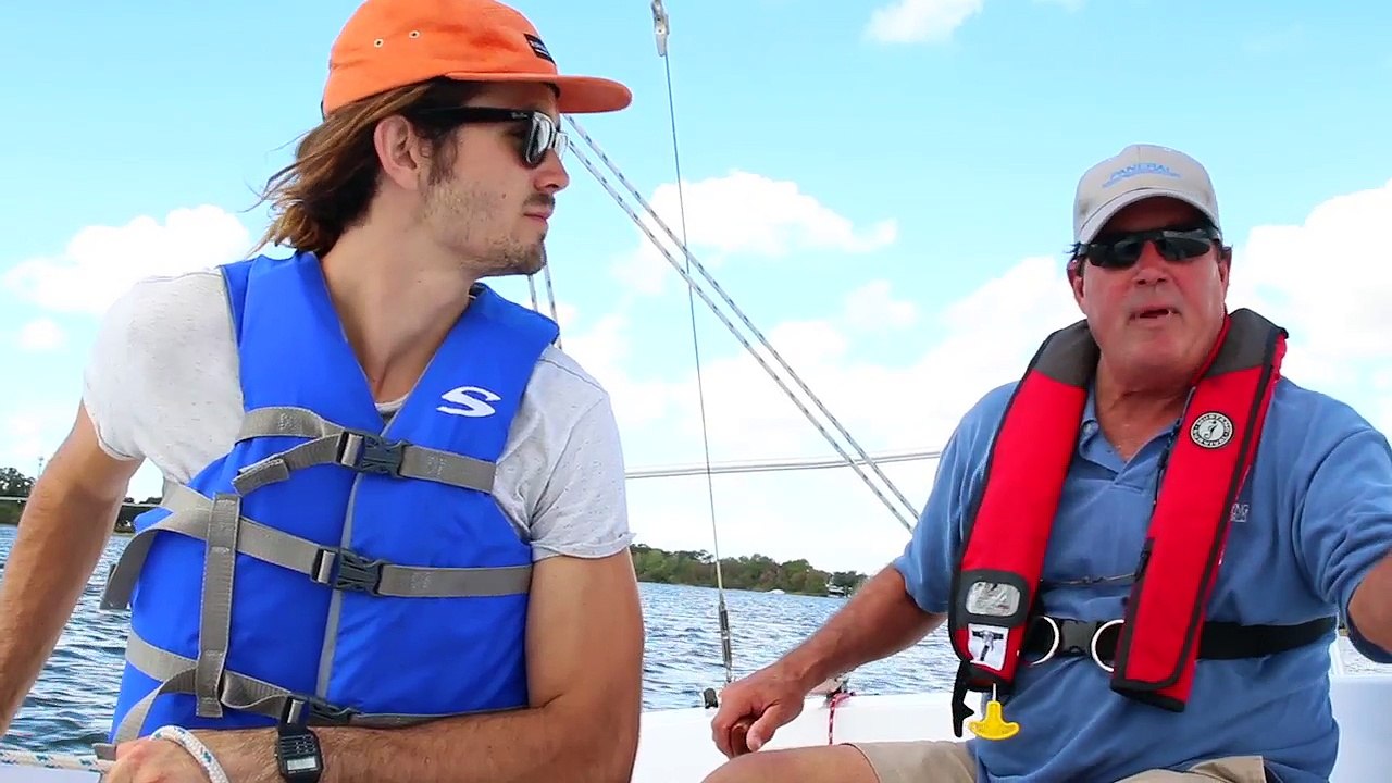 isode Powerboat vs Sailboat video Dailymotion