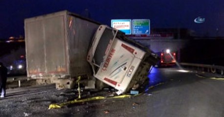 Tuzla'da Feci Kaza: 27 Yaralı