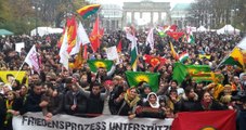 Almanya, Öcalan'ın Fotoğrafları ve PKK Sembollerini Yasakladı