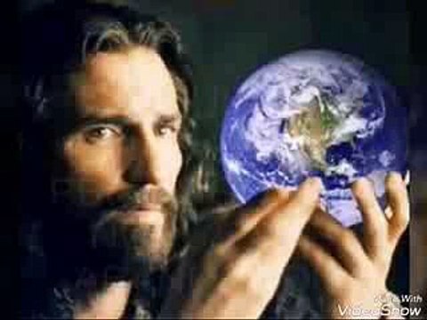 O MUNDO NÃO ESTÁ PERDIDO SÃO AS PESSOAS QUE ESTÃO PERDIDAS.. DEUS NUNCA NOS ABANDONOU