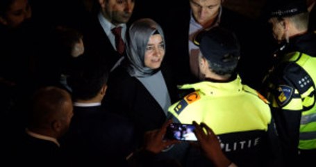 Hollanda'nın İki Yüzlü Siyaseti: Türkiye'ye Yasak Kendilerine Serbest