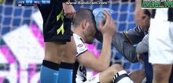 Leonardo Bonucci Gets Injured - Juventus vs AC Milan - Serie A - 10/03/2017