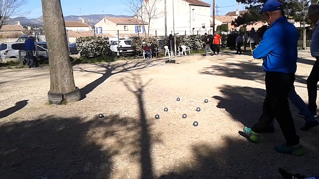 2x2