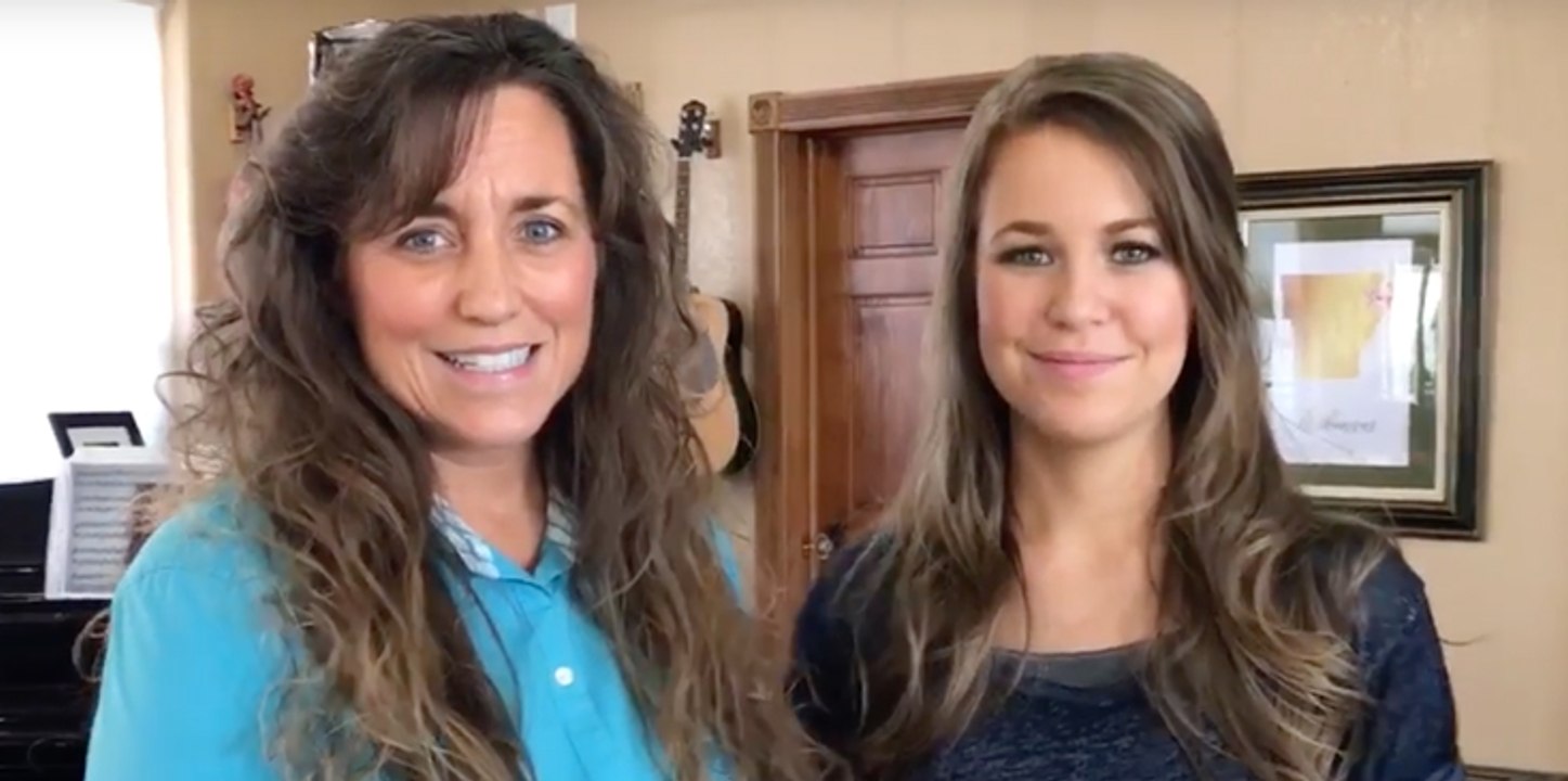 Sullen Jana Duggar Surfaces Amid Siblings’ Engagement & Courtship News  — See The SHOCKING Video!