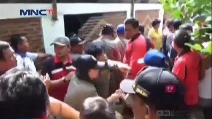 Pedagang Mengamuk Tolak Upaya Penertiban