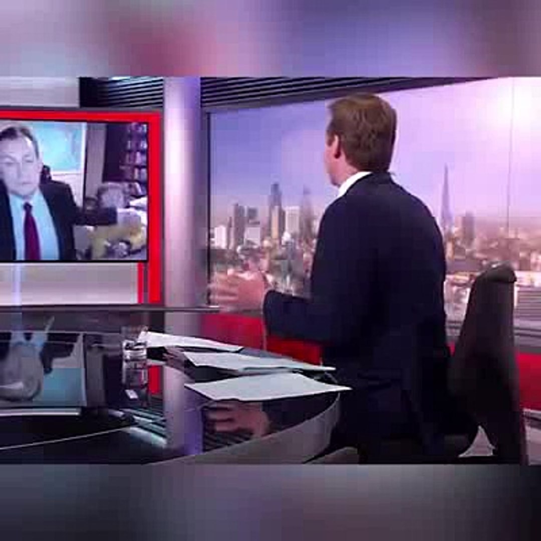 Un expert de la BBC interrompu par ses enfants en direct à la TV