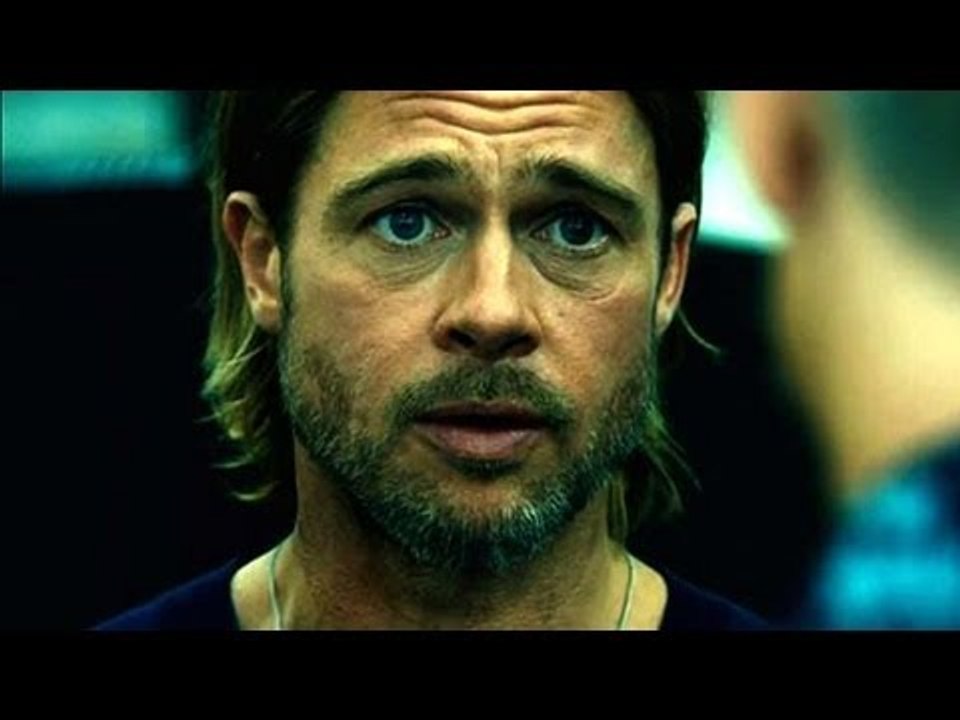 WORLD WAR Z - Extrait VOST "Pas de place pour les non-essentiels"
