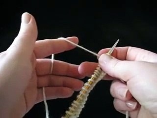 Learn to knit - Continental - Tensioning the Yarn