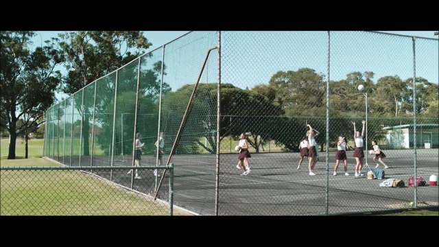 HOUNDS OF LOVE Trailer (2017)