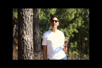 Kitni Khobsouraat Ye Tasweer Hai Ye Kashmire Hai