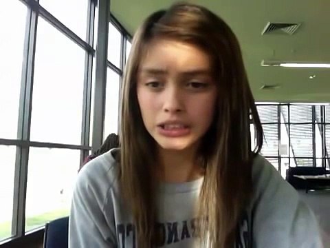 GIRL-WITH-FUNNY-TALENT -ORIGINAL GIRL-DOING-AN-EYEBROW-DANCE (1)