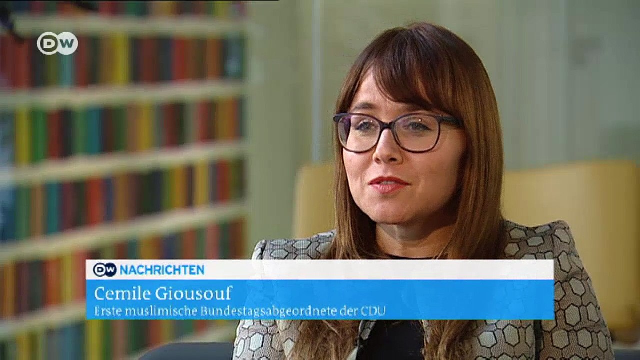 'Ich finde, dass unsere Demokratie das aushält' | DW Interview