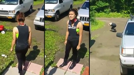 Cette fille test un collier anti-fugue pour chien