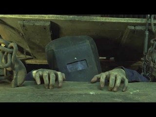 EVIL DEAD Versus RED IS DEAD: le Mashup - Parodie !