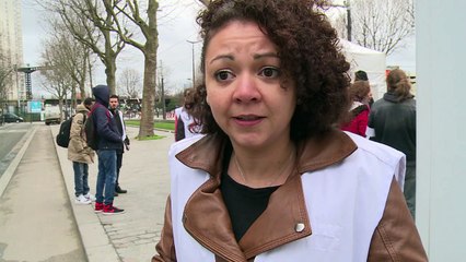 À Paris, MSF soigne les migrants dans une clinique mobile