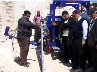 Bu makine mermeri ağaç gibi kesebiliyor tehlikeyi aza indiriyor