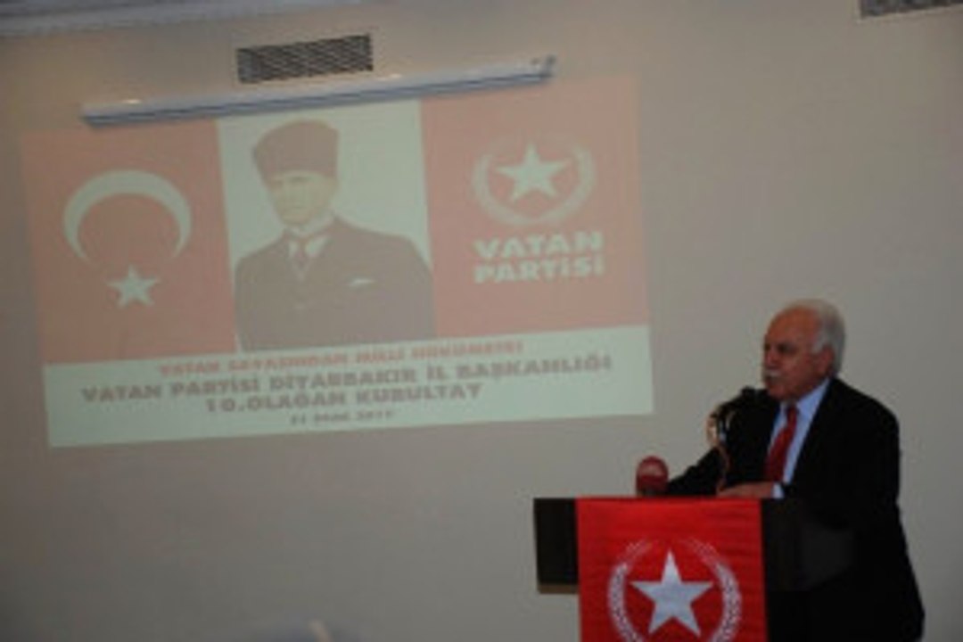 Vatan Partisi Genel Başkanı Perinçek, 10'uncu Genel Kurultay'da Konuştu 3