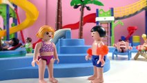 Playmobil Film Deutsch - UNFALL IM TINTI AQUAPARK - Minh muss schwimmen lernen http://www.